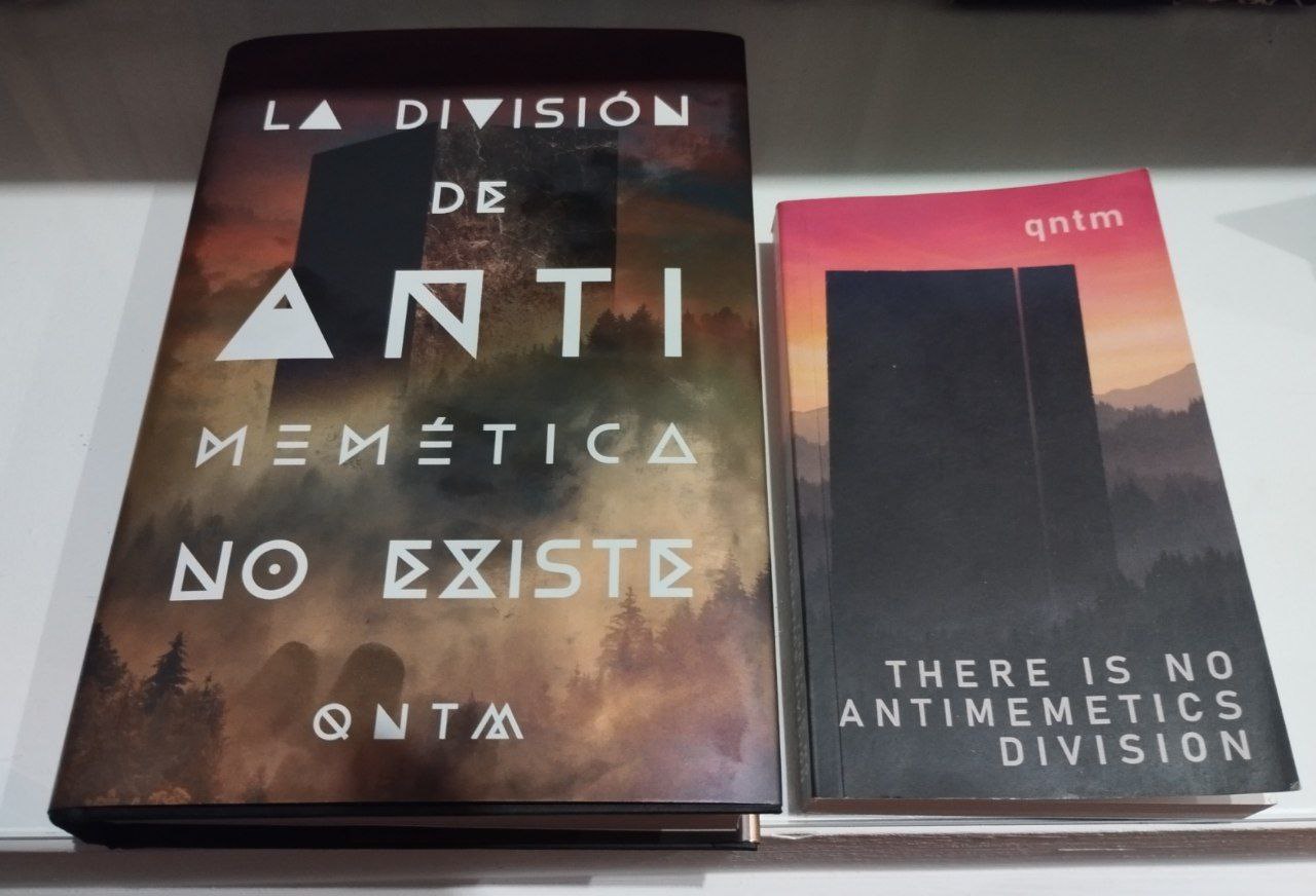 Portada de las dos versiones del libro