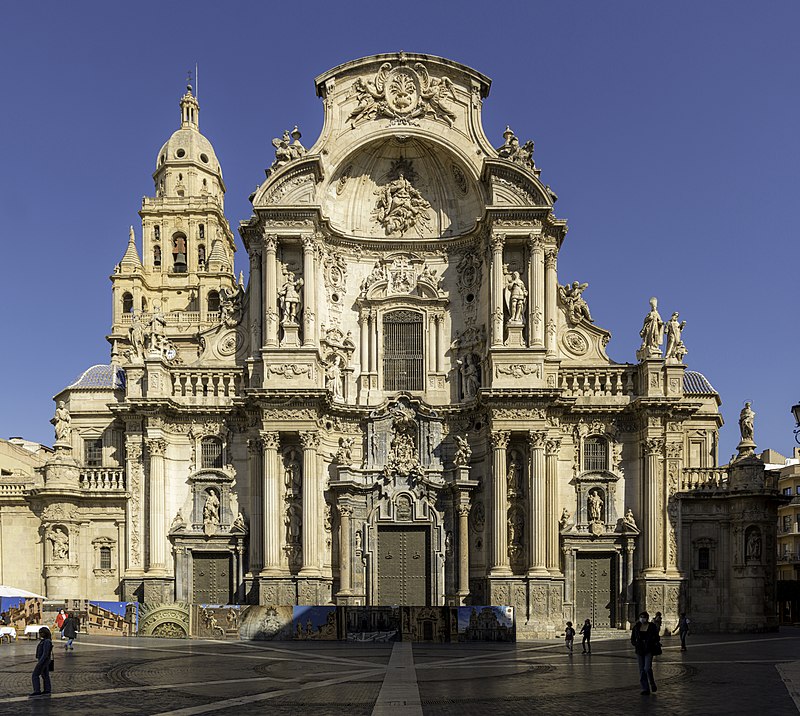 La fachada icónica de la Catedral, foto de Wikipedia