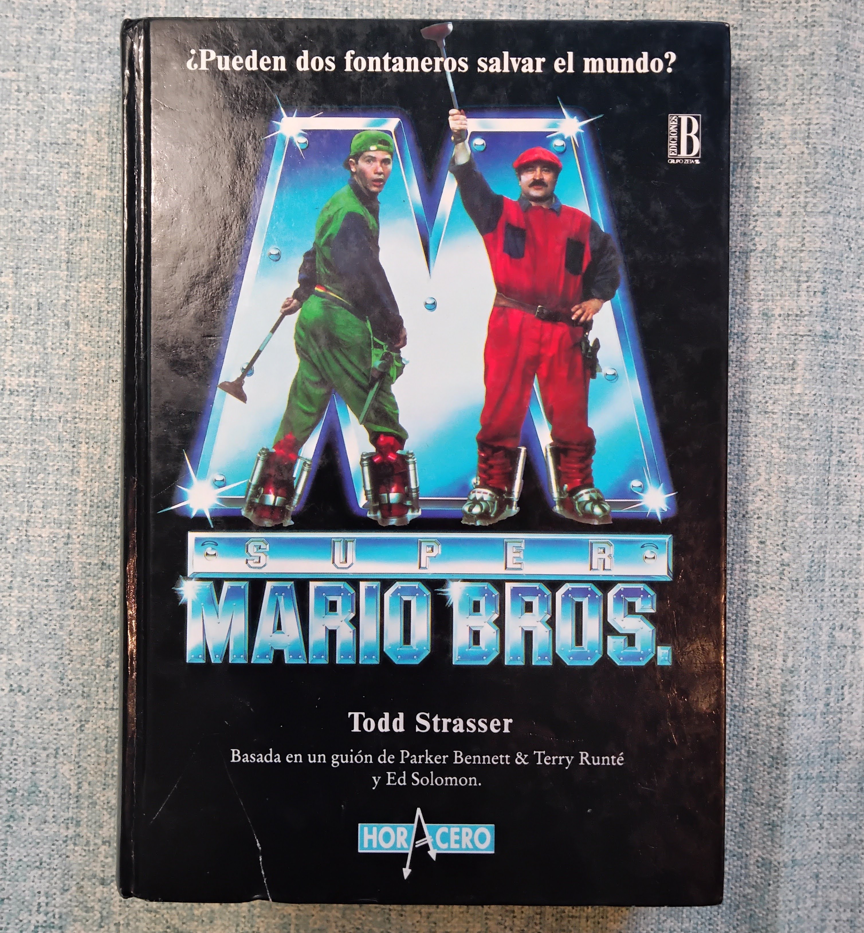 Portada del libro de la película de Mario Bros de 1993.