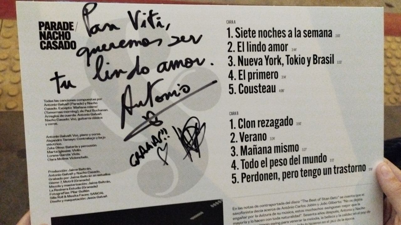 Vinilo firmado de Parade y Nacho Casado