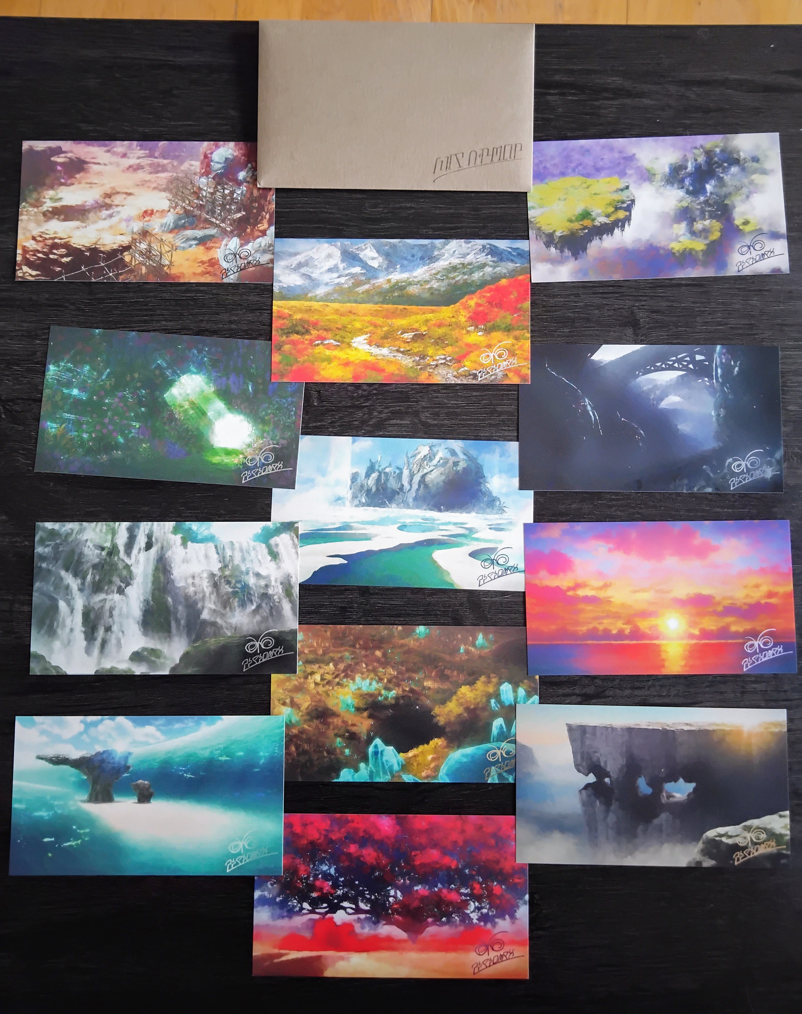 Pequeñas postales con imágenes de lugares pintorescos de Eucronia
